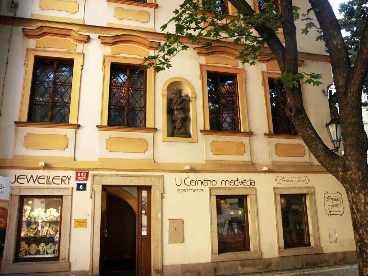 U Cerneho Medveda- At The Black Bear Διαμέρισμα Πράγα Εξωτερικό φωτογραφία